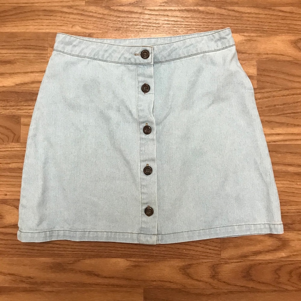 (FOREVER 21) Button Down Denim Skirt